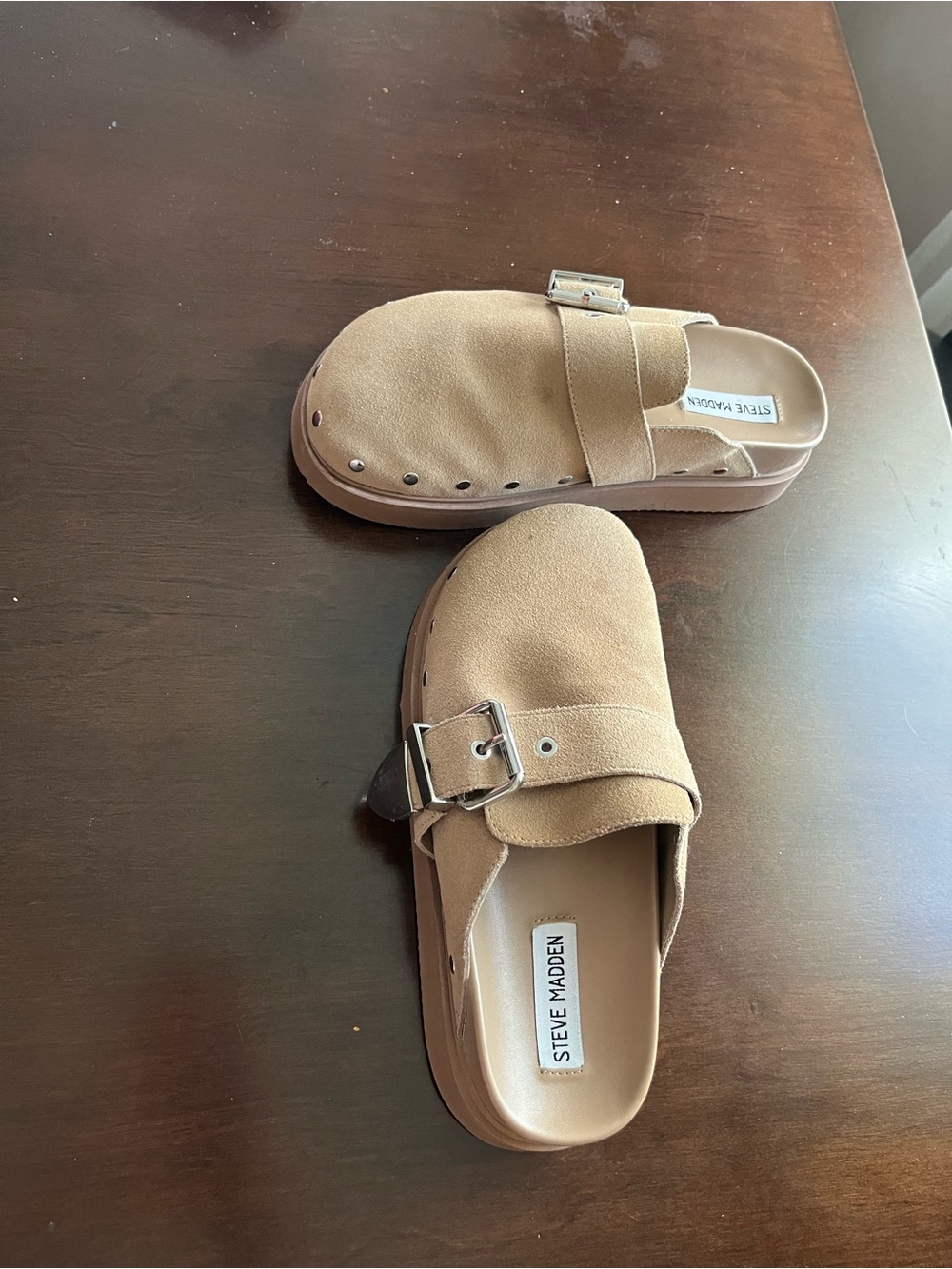 Steve Madden Kids' Tan Suede Buckle Clog Mules